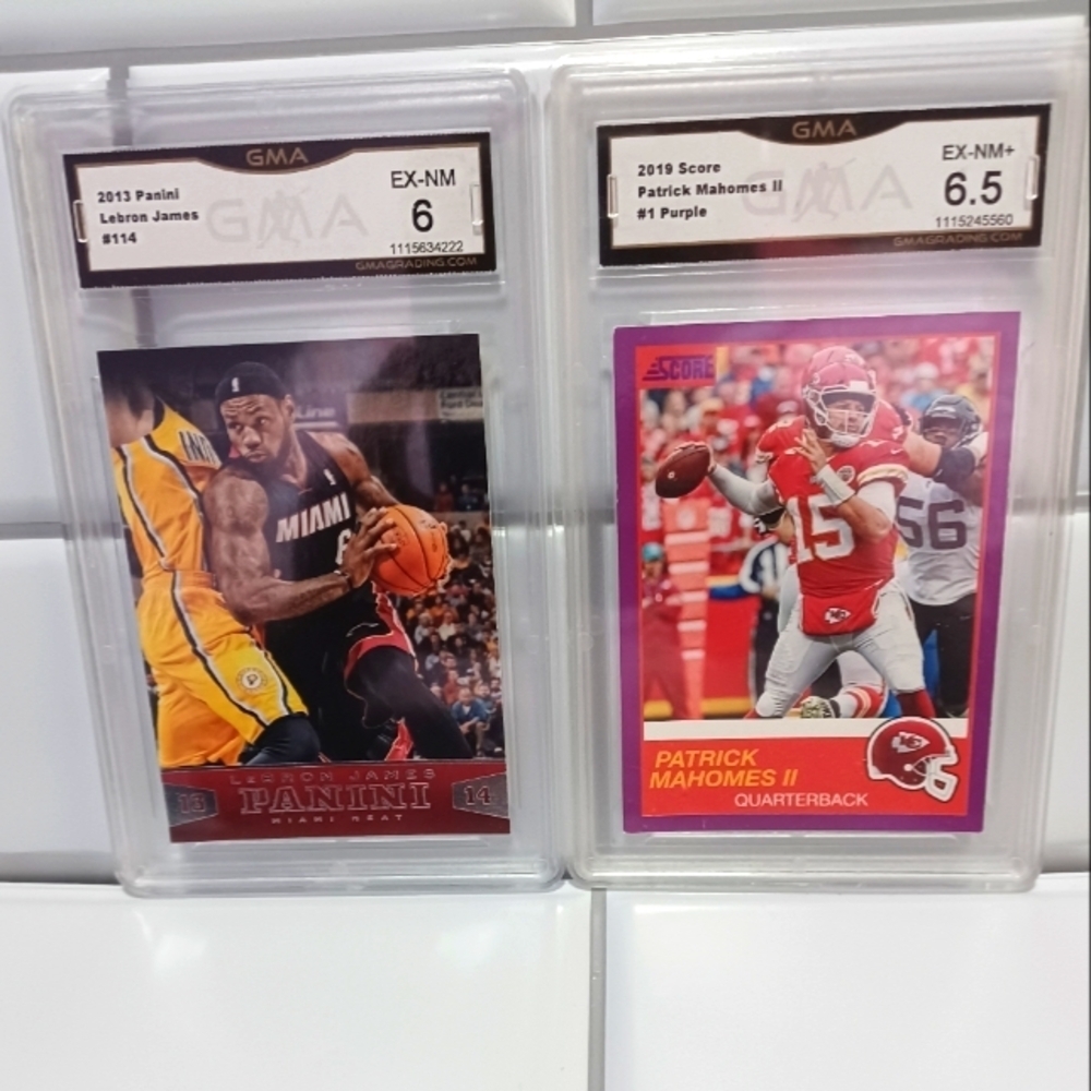 Lot of (2) Lebron James & Patrick Mahomes ll Superstars